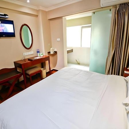 Greentree Inn Xi'An Bell And Drum Tower Food Street Ancient City Wall Ximen Express Hotel Esterno foto